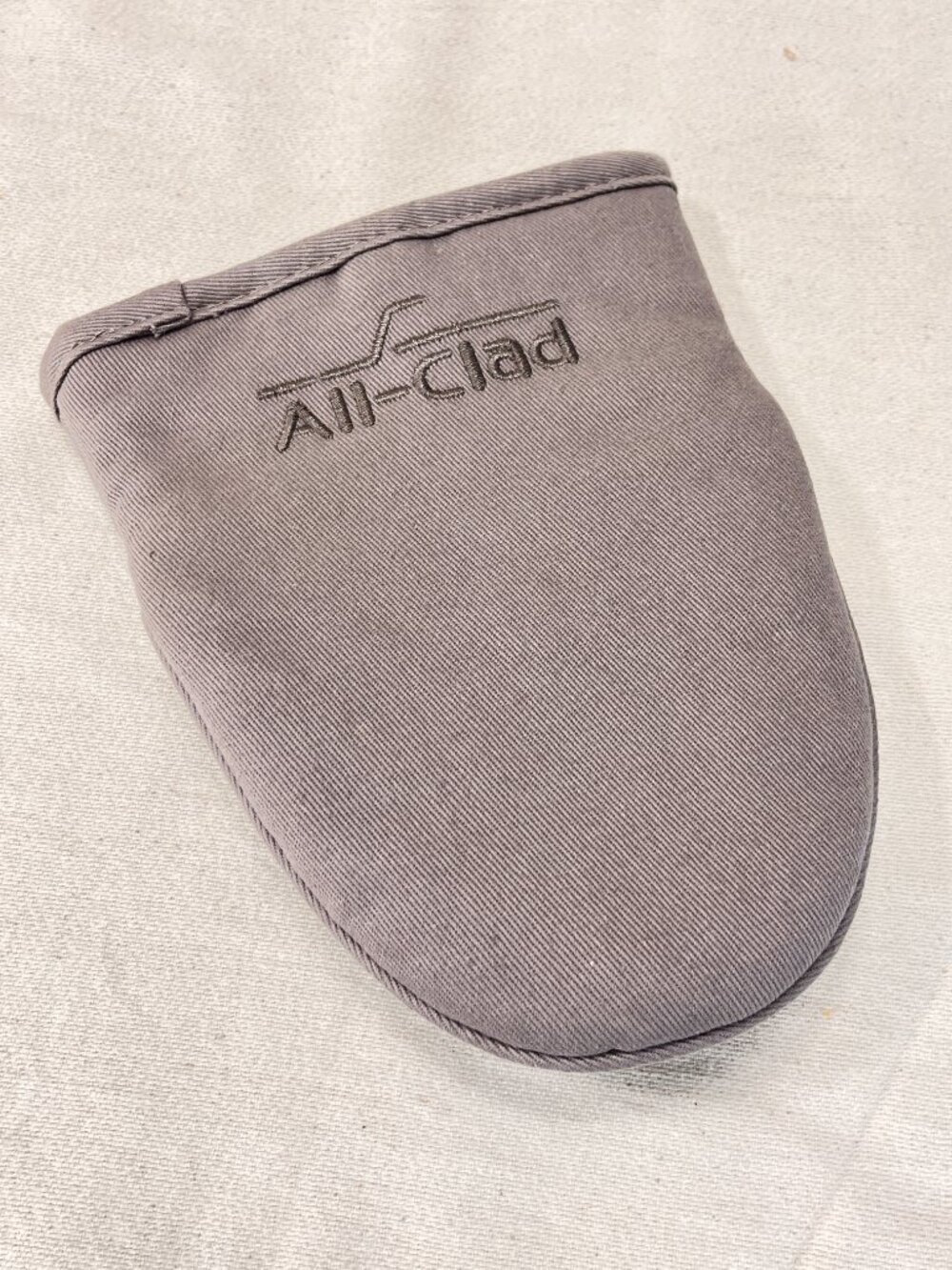 All-Clad Pewter Grabber Mitt Pot Holder Oven Cotton Silicone 5.5" x 7. All Clad